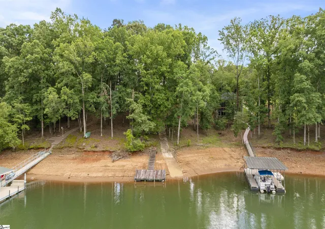 Homes for sale in Townville, SC | 213 Portman Dr, Townville, SC 29689 | MLS# 1591026