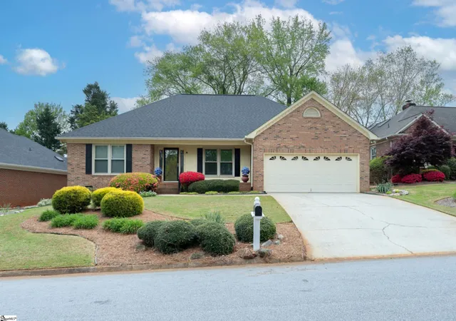 Homes for sale in Greer, SC | 109 River Oaks Rd, Greer, SC 29650 | MLS# 1583270