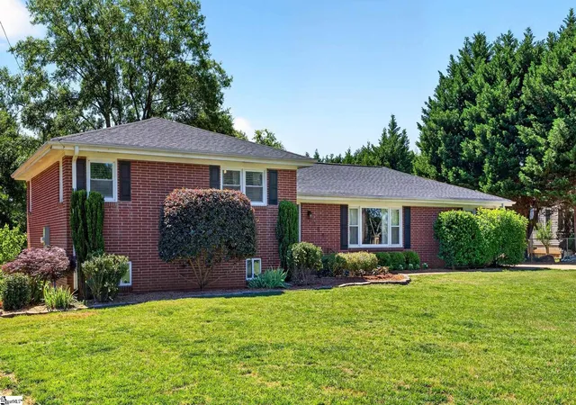 Homes for sale in Mauldin, SC | 104 Central Ave, Mauldin, SC 29662 | MLS# 1591945