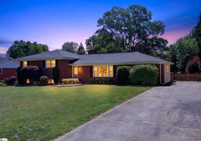 Homes for sale in Mauldin, SC | 104 Central Ave, Mauldin, SC 29662 | MLS# 1591945