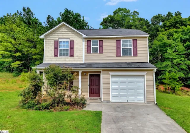 Photo 1 of Single family home for sale at 156 Queens Cir, Laurens, SC 29360 | MLS# 1598293 | Listing updated on 2026-07-30