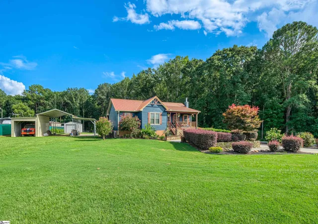Photo 1 of Single family home for sale at 2625 Old Dobbins Bridge Rd, Townville, SC 29689 | MLS# 1600313 | Listing updated on 2026-08-23