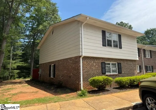 3rd image of 101 Fernridge Dr, Spartanburg, SC 29307 | MLS# 1591984