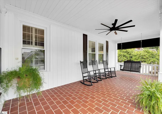 Photo 3 of Single family home for sale at 602 S Broad St, Clinton, SC 29325 | MLS# 1595182 | Listing updated on 2026-09-17