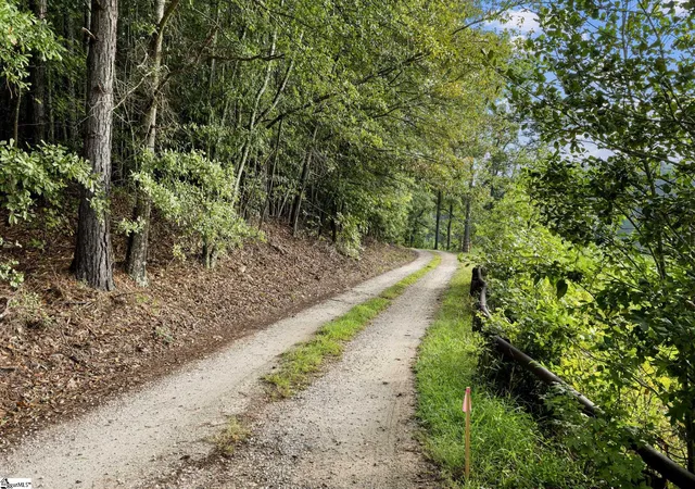 Photo 3 of Single family home for sale at 429 Log Shoals Rd, Greenville, SC 29607 | MLS# 1602280 | Listing updated on 2026-09-04
