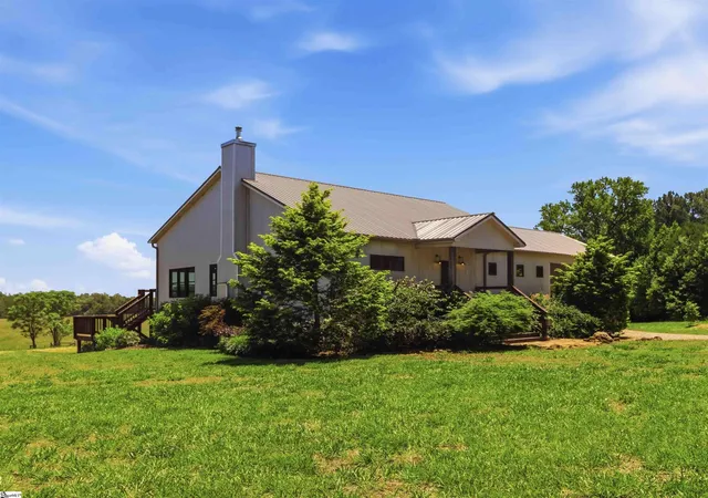 4th image of 267 Christmastree Ln, Woodruff, SC 29388 | MLS# 1594028