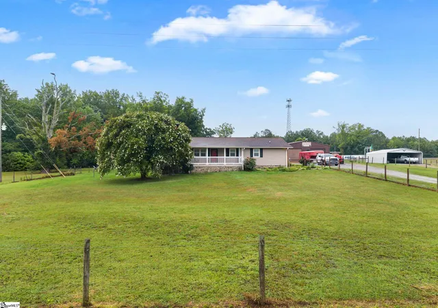 Photo 4 of Single family home for sale at 148 Mulberry Rd, Blacksburg, SC 29702 | MLS# 1597966 | Listing updated on 2026-08-09
