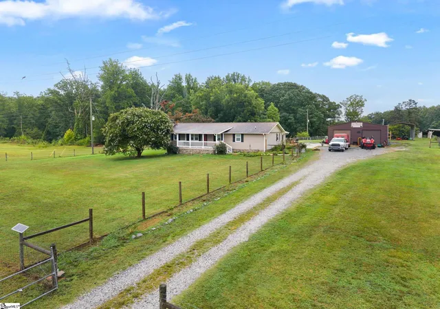 Photo 5 of Single family home for sale at 148 Mulberry Rd, Blacksburg, SC 29702 | MLS# 1597966 | Listing updated on 2026-08-09