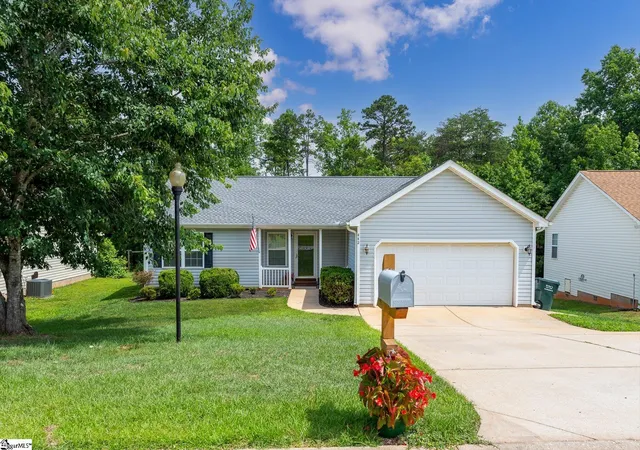 Homes for sale in Lyman, SC | 442 Sea Breeze Wy, Lyman, SC 29365 | MLS# 1594167