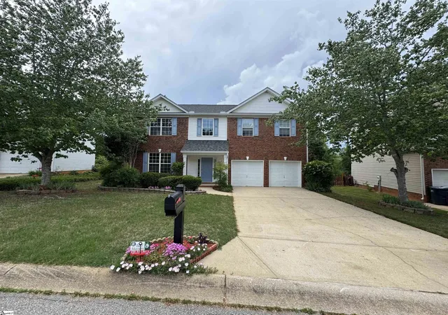 Photo 1 of Single family home for sale at 168 Birkhall Cir, Greenville, SC 29605 | MLS# 1556684 | Listing updated on 2025-11-24