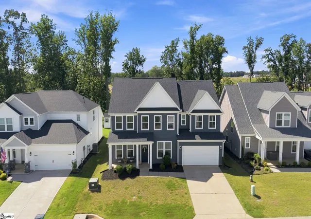 Photo 3 of Single family home for sale at 481 Fenwick Dr, Woodruff, SC 29388 | MLS# 1601813 | Listing updated on 2026-09-22