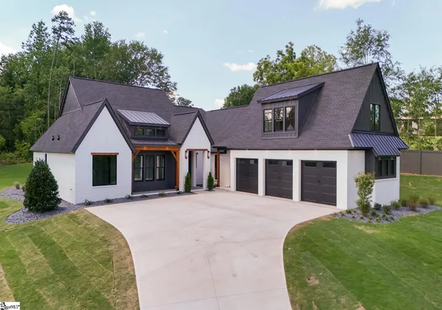 Photo 1 of Single family home for sale at 569 Meece Bridge Rd, Taylors, SC 29687 | MLS# 1598155 | Listing updated on 2026-08-05