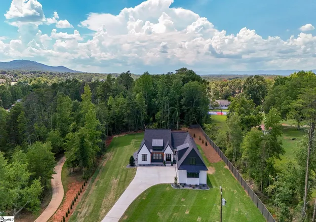 Photo 2 of Single family home for sale at 569 Meece Bridge Rd, Taylors, SC 29687 | MLS# 1598155 | Listing updated on 2026-08-05