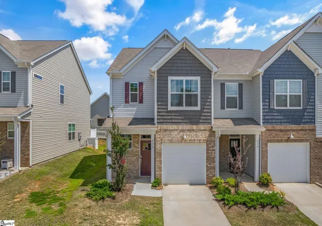 Townhouse for sale at 432 Bee Cove Wy, Pendleton, SC 29670 | MLS# 1598954