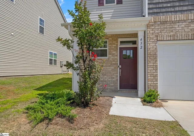 Photo 4 of Townhouse for sale at 432 Bee Cove Wy, Pendleton, SC 29670 | MLS# 1598954 | Listing updated on 2026-08-18