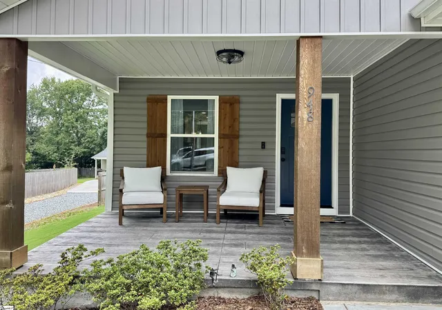 Photo 2 of Single family home for sale at 948 Cogin Dr, Greer, SC 29651 | MLS# 1599948 | Listing updated on 2026-09-14