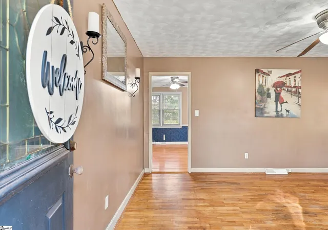 Photo 3 of Single family home for sale at 176 Clearview Dr, Lyman, SC 29365 | MLS# 1608110 | Listing updated on 2026-10-30