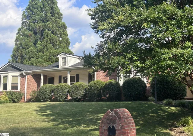 Homes for sale in Greenville, SC | 602 Stone Shield Wy, Greenville, SC 29609 | MLS# 1596572