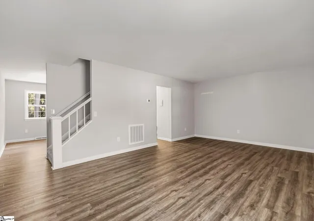 Photo 2 of Condo for sale at 815 Edwards Rd #Unit 10, Greenville, SC 29615 | MLS# 1598464 | Listing updated on 2026-09-16