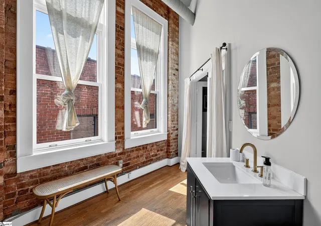 Photo 4 of Condo for sale at 102 N Main St #Unit G, Greenville, SC 29601 | MLS# 1599541 | Listing updated on 2026-10-07