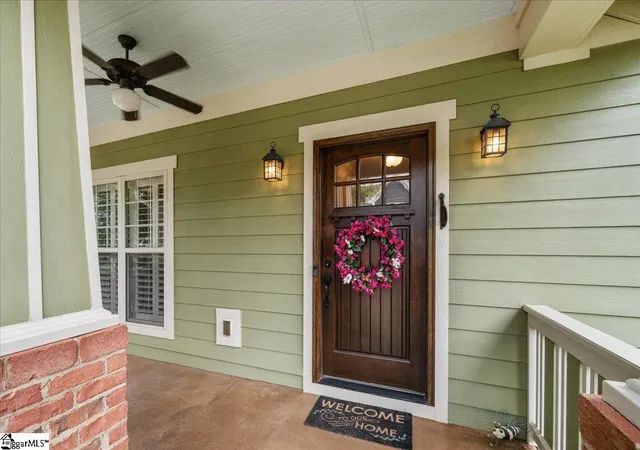 Photo 3 of Single family home for sale at 105 Lismore St, Simpsonville, SC 29680 | MLS# 1600254 | Listing updated on 2026-09-15
