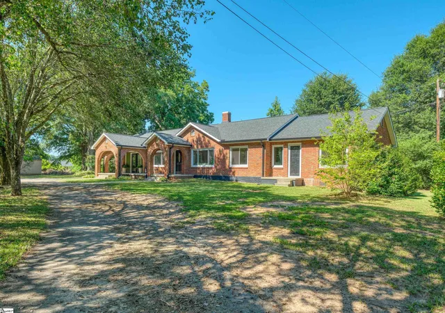 Single family home for sale at 13016 Hwy 20, Belton, SC 29627 | MLS# 1598181
