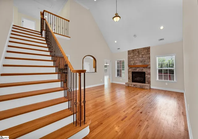 Photo 4 of Single family home for sale at 115 Gladstone Wy, Greer, SC 29650 | MLS# 1599300 | Listing updated on 2026-09-10