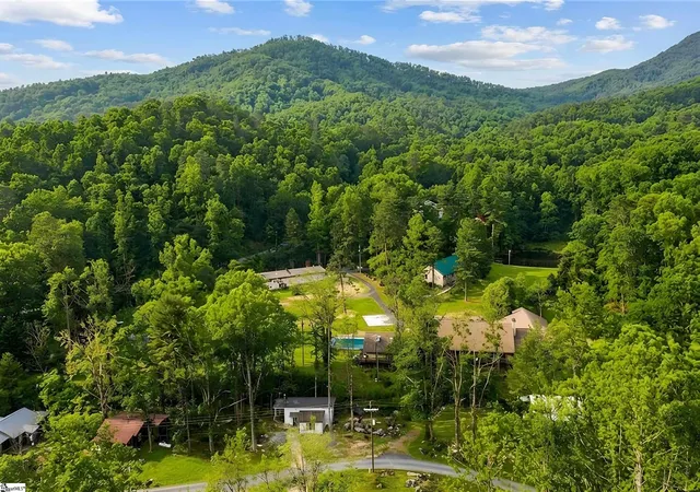 Photo 34 of Single family home for sale at 401 Rocky Bottom Rd, Sunset, SC 29685 | MLS# 1598707 | Listing updated on 2026-09-04