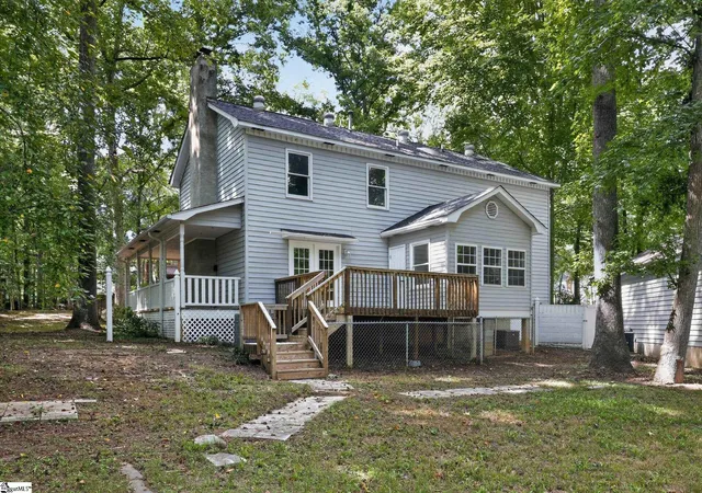 Photo 15 of Single family home for sale at 814 S Almond Dr, Simpsonville, SC 29681 | MLS# 1600442 | Listing updated on 2026-09-10