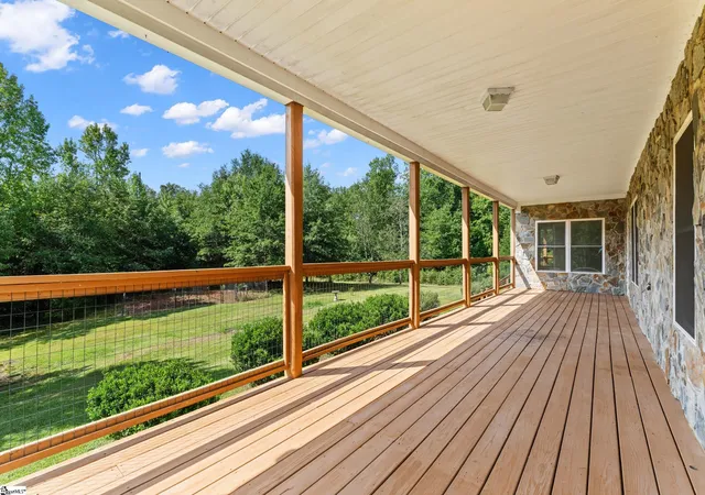 Photo 2 of Single family home for sale at 397 Lindsey Lake Rd, Travelers Rest, SC 29690 | MLS# 1602115 | Listing updated on 2026-08-27