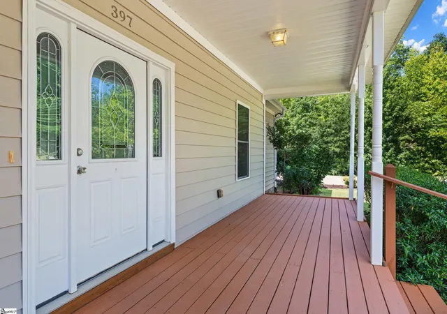 Photo 3 of Single family home for sale at 397 Lindsey Lake Rd, Travelers Rest, SC 29690 | MLS# 1602115 | Listing updated on 2026-08-27