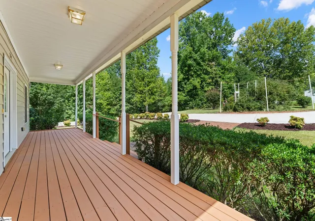 Photo 4 of Single family home for sale at 397 Lindsey Lake Rd, Travelers Rest, SC 29690 | MLS# 1602115 | Listing updated on 2026-08-27