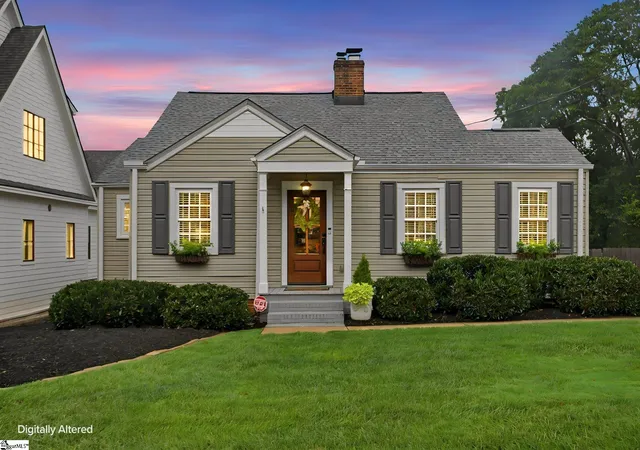 Photo 1 of Single family home for sale at 16 High Hill St, Greenville, SC 29605 | MLS# 1601582 | Listing updated on 2026-08-25