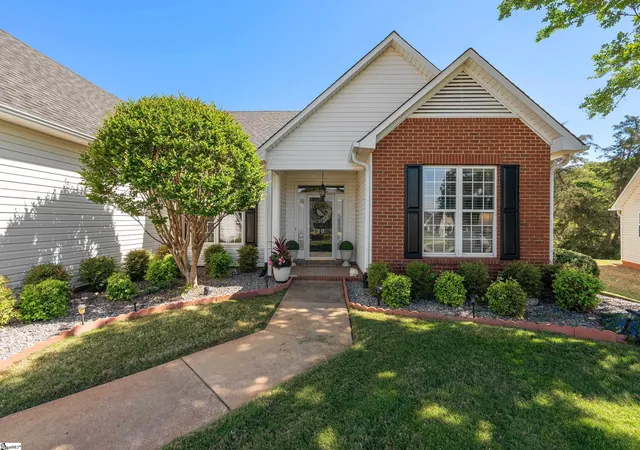 2nd image of 10 Kentucky Derby Ct, Greenville, SC 29615 | MLS# 1594868