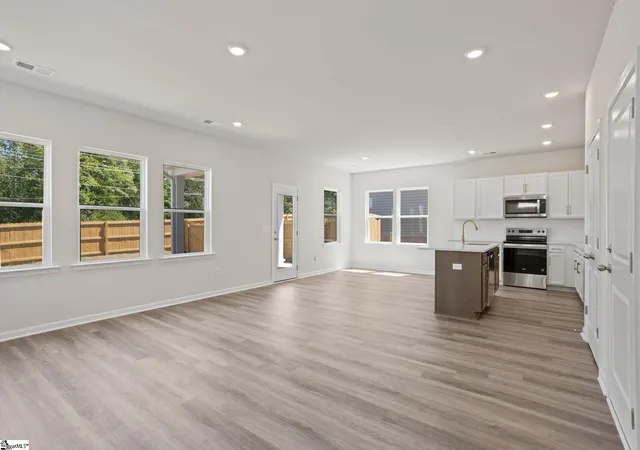 5th image of 111 Leacock Dr, Fountain Inn, SC 29644 | MLS# 1588484