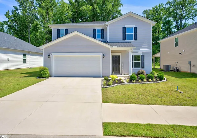 Photo 2 of Single family home for sale at 117 Mainsail Wy, Spartanburg, SC 29306 | MLS# 1595108 | Listing updated on 2026-06-20