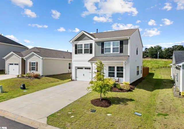 Photo 2 of Single family home for sale at 1444 Donhill Dr, Greer, SC 29651 | MLS# 1598145 | Listing updated on 2026-09-08