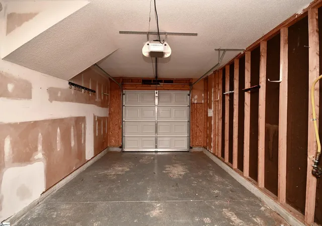 Photo 43 of Single family home for sale at 136 W Corley Ln, Spartanburg, SC 29303 | MLS# 1592624 | Listing updated on 2026-08-27