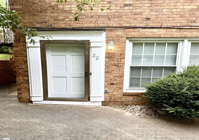 Condo for sale at 22 Balfer Ct, Greenville, SC 29615 | MLS# 1598290