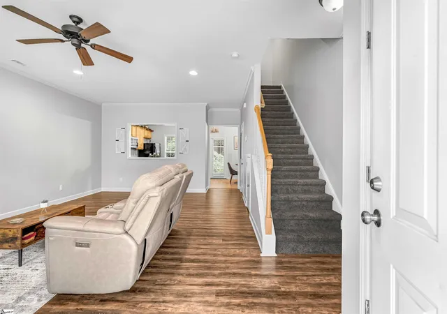 Photo 2 of Townhouse for sale at 117 Bankside Ln, Greenville, SC 29609 | MLS# 1600640 | Listing updated on 2026-09-03