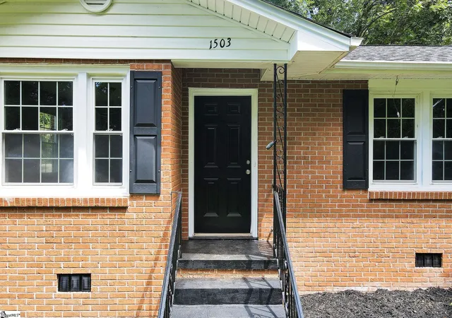 Photo 2 of Single family home for sale at 1503 Belhaven Rd, Anderson, SC 29621 | MLS# 1601624 | Listing updated on 2026-09-14