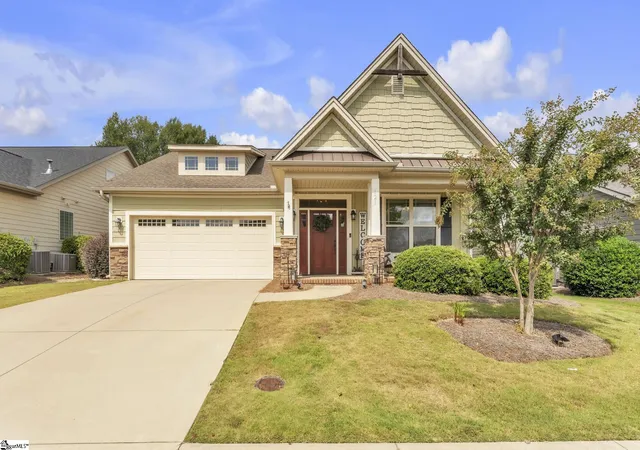 Homes for sale in Simpsonville, SC | 121 Belle Oaks Dr, Simpsonville, SC 29680 | MLS# 1595925