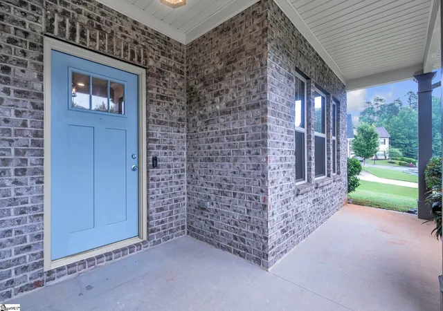 Photo 2 of Single family home for sale at 14 Park Vista Wy, Greenville, SC 29617 | MLS# 1598014 | Listing updated on 2026-09-10