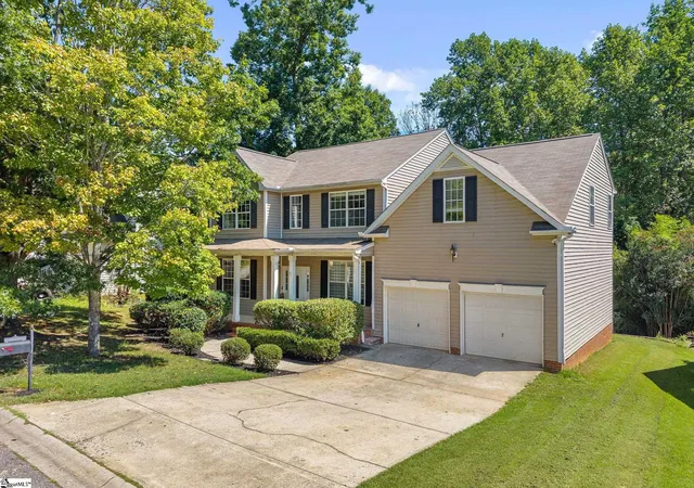 Photo 2 of Single family home for sale at 117 Waterton Wy, Simpsonville, SC 29680 | MLS# 1602057 | Listing updated on 2026-08-27