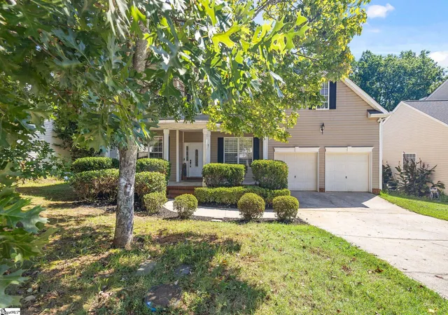 Photo 2 of Single family home for sale at 117 Waterton Wy, Simpsonville, SC 29680 | MLS# 1602057 | Listing updated on 2026-08-27