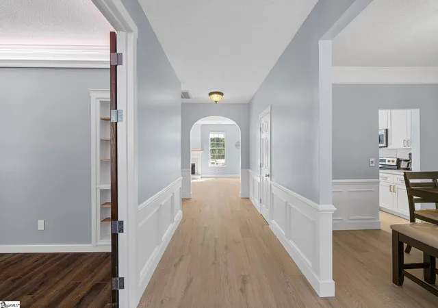 Photo 4 of Single family home for sale at 117 Waterton Wy, Simpsonville, SC 29680 | MLS# 1602057 | Listing updated on 2026-08-27