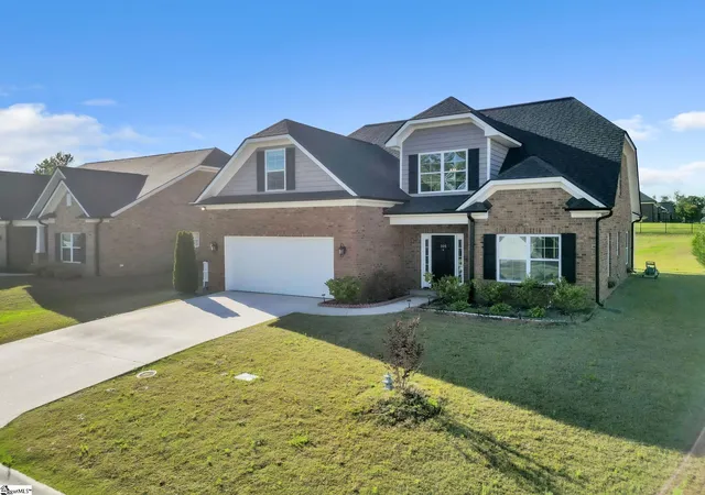 3rd image of 300 Fox Brook Ct, Taylors, SC 29687 | MLS# 1591444