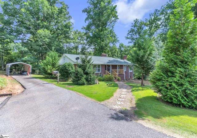 1st image of 509 W Main St, Liberty, SC 29657 | MLS# 1596327