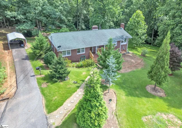 3rd image of 509 W Main St, Liberty, SC 29657 | MLS# 1596327