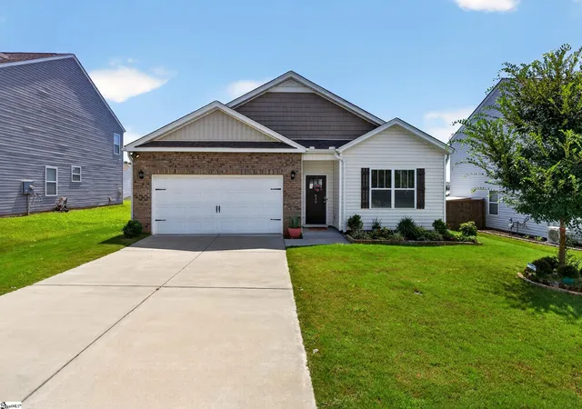 Photo 1 of Single family home for sale at 830 Colmore Trl, Lyman, SC 29365 | MLS# 1602128 | Listing updated on 2026-08-27